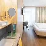 Terrassenhotel Reichmann Hotel