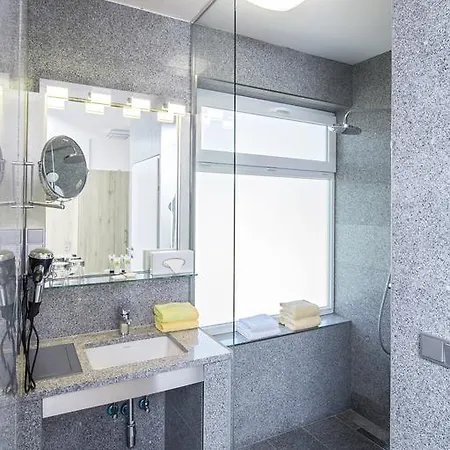 Terrassenhotel Reichmann 3*