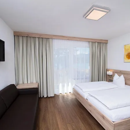 ホテル Terrassenhotel Reichmann 3*